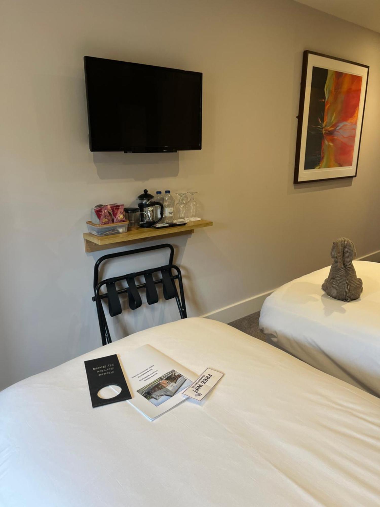 Rose And Crown Otel Lytchett Matravers Dış mekan fotoğraf