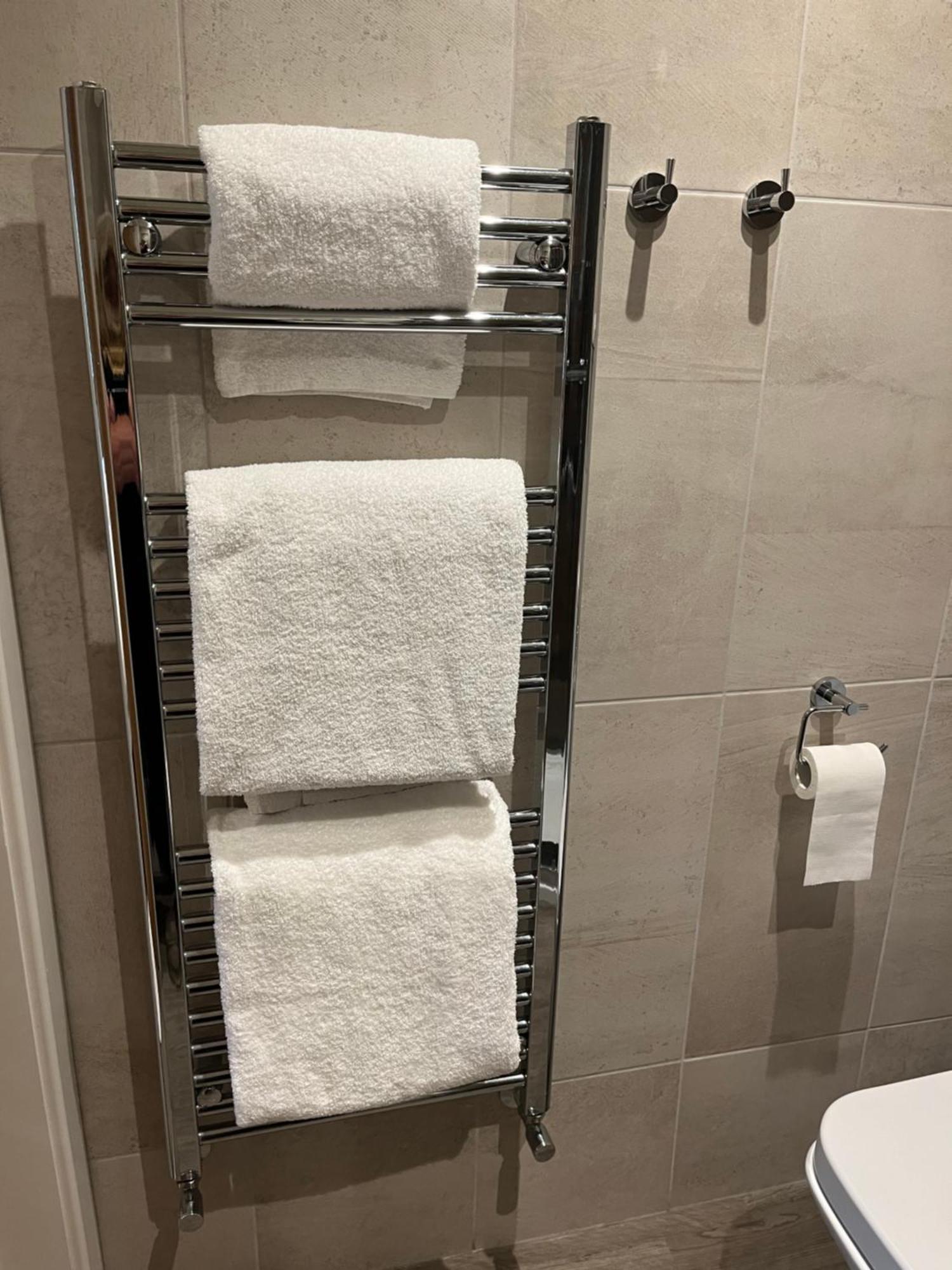 Rose And Crown Otel Lytchett Matravers Dış mekan fotoğraf